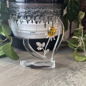 Source Unknown Clear Crystal Heart with Golden Amber Flower